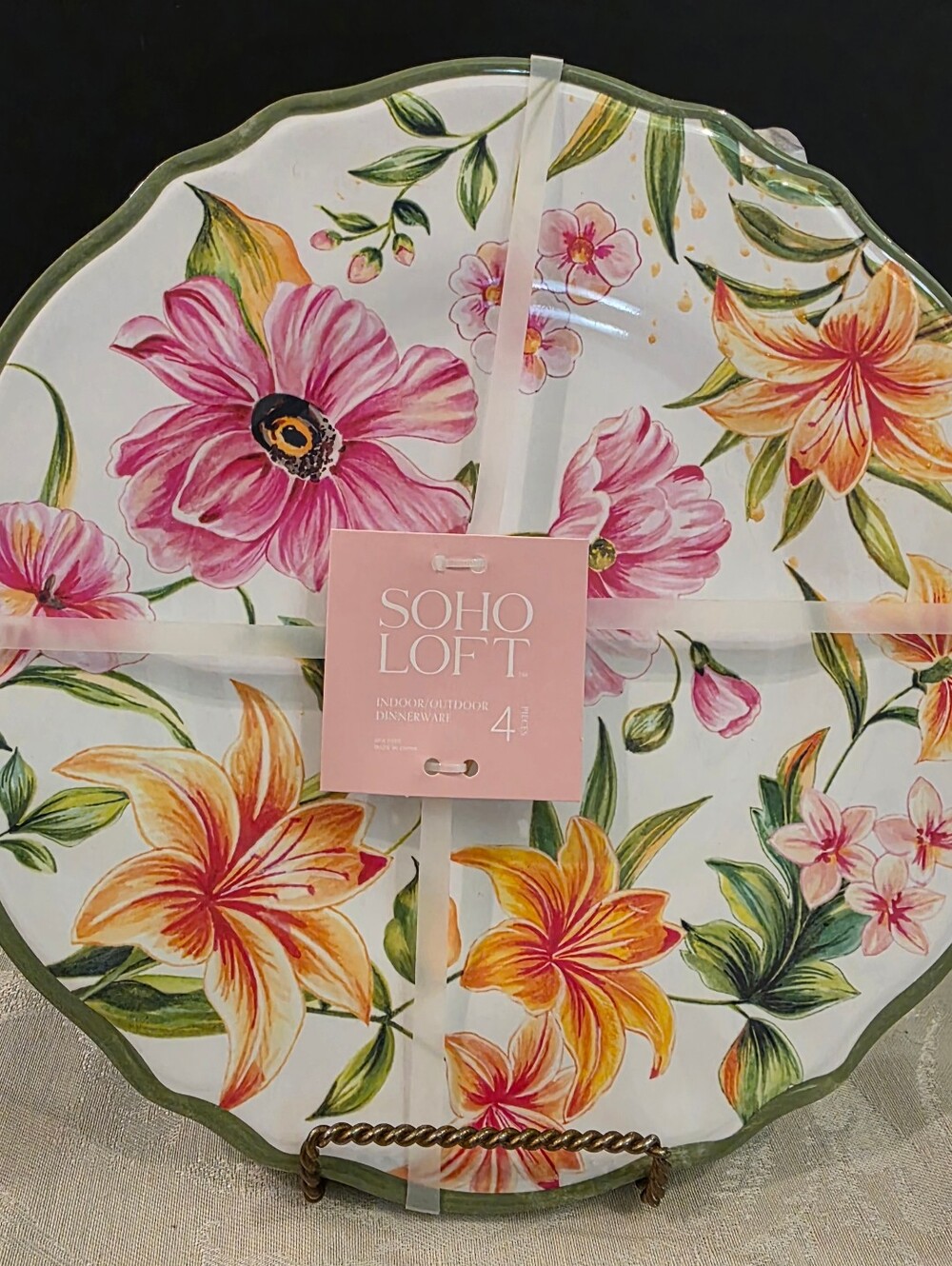 Soho Loft Vibrant Tropical Motif Set of 4 Melamine 11" Dinner Plates New